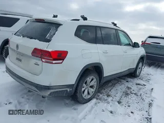 2018 Volkswagen Atlas SE z VIN 1V2LR2CA9JC543185, wystawiony jako IAAI lot #41293560 z przebiegiem 147 966 mil mil oraz . Historia ofert i sprzedaży dostępna na DreamBid. Obrazek 4.