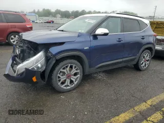 2021 Kia Seltos S z VIN KNDEUCA20M7129459, wystawiony jako Copart lot #56697015 z przebiegiem 71 238 mil mil oraz Szkoda całkowita • Salvage title. Historia ofert i sprzedaży dostępna na DreamBid. Obrazek 1.
