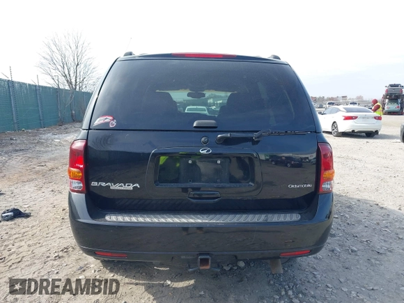 2002 Oldsmobile Bravada z VIN 1GHDT13S222469507, wystawiony jako IAAI lot #41787362 z przebiegiem Nie podano mil oraz . Historia ofert i sprzedaży dostępna na DreamBid. Obrazek 15.