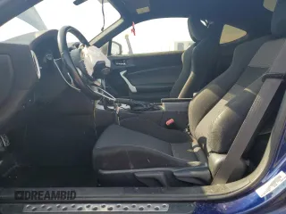 2020 Toyota 86 z VIN JF1ZNAA13L8753314, wystawiony jako Copart lot #55591815 z przebiegiem 62 196 mil mil oraz Szkoda całkowita • Salvage title. Historia ofert i sprzedaży dostępna na DreamBid. Obrazek 7.