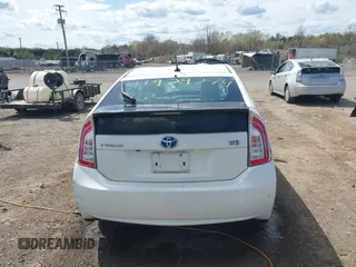 2013 Toyota Prius One with VIN JTDKN3DU6D5589962, listed as a IAAI auction lot 41929274 with 156,484 mi miles. Bid and sale history available at carsss.com. Image 17.