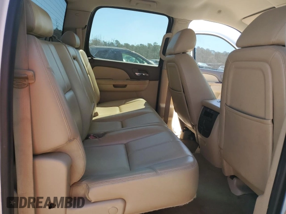 2011 GMC Sierra 1500 SLT с VIN 3GTP2WE39BG360798, выставлен на аукционе Copart как лот 50390925 с пробегом 176 784 миль миль и Списание • Salvage title. История ставок и продаж доступна на DreamBid. Изображение 10.