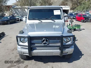 2004 Mercedes-Benz G-Class with VIN WDCYR49E84X142795, listed as a IAAI auction lot 41678941 with 257,855 mi miles. Bid and sale history available at carsss.com. Image 13.