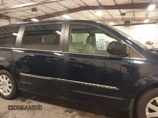 2013 Chrysler Town & Country Touring with VIN 2C4RC1BG7DR517970, listed as a IAAI auction lot 42028284 with 122,053 mi miles. Bid and sale history available at carsss.com. Image 14.