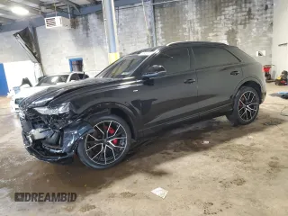 2021 Audi Q8 Premium Plus z VIN WA1EVAF12MD002421, wystawiony jako Copart lot #56870205 z przebiegiem 68 730 mil mil oraz Szkoda całkowita • Salvage title. Historia ofert i sprzedaży dostępna na DreamBid. Obrazek 1.