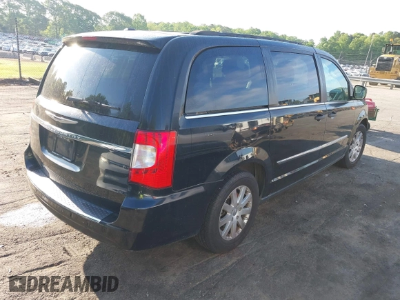 2014 Chrysler Town & Country Touring with VIN 2C4RC1BG1ER453684, listed as a IAAI auction lot 42111596 with 115,572 mi miles. Bid and sale history available at carsss.com. Image 4.