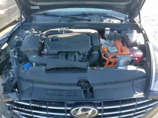 2021 Hyundai Sonata Limited с VIN KMHL54JJ5MA032631, выставлен на аукционе Copart как лот 50491795 с пробегом 43 641 миль миль и На запчасти • Non repairable. История ставок и продаж доступна на DreamBid. Изображение 13.