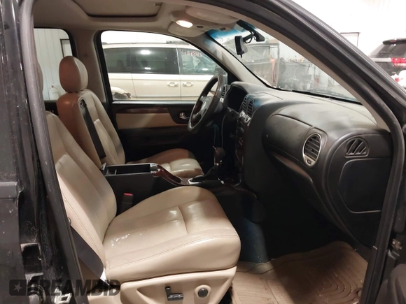 2005 GMC Envoy SLT with VIN 1GKDT13S452349125, listed as a IAAI auction lot 41148381 with 224,049 mi miles. Bid and sale history available at carsss.com. Image 5.