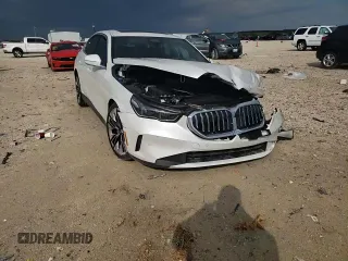 2024 BMW 5 Series 530i with VIN WBA43FJ03RCR91147, listed as a Copart auction lot 61890014 with 0 mi miles and Salvage Title. Bid and sale history available at carsss.com. Image 11.