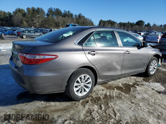 2017 Toyota Camry XLE with VIN 4T1BF1FK2HU734077, listed as a Copart auction lot 42724665 with 29,728 mi miles and Salvage title. Bid and sale history available at DreamBid. Image 3.