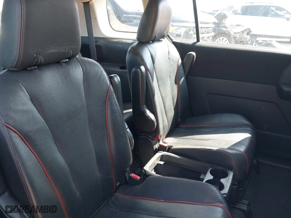 2012 Mazda Mazda5 Grand Touring with VIN JM1CW2DLXC0138533, listed as a IAAI auction lot 41609270 with 263,625 mi miles. Bid and sale history available at carsss.com. Image 8.