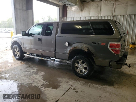 2010 Ford F-150 XL с VIN 1FTEX1E84AFB66610, выставлен на аукционе Copart как лот 60037295 с пробегом 268 402 миль миль и На запчасти • Non repairable. История ставок и продаж доступна на DreamBid. Изображение 2.