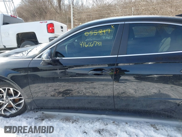 2020 Hyundai Sonata SEL z VIN 5NPEL4JAXLH055817, wystawiony jako IAAI lot #41606781 z przebiegiem 88 000 mil mil oraz . Historia ofert i sprzedaży dostępna na DreamBid. Obrazek 14.