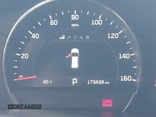 2016 Kia Sorento EX with VIN 5XYPHDA57GG181613, listed as a IAAI auction lot 42020545 with 173,439 mi miles. Bid and sale history available at carsss.com. Image 15.