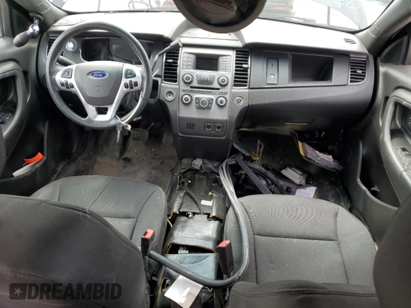 2019 Ford Police Interceptor z VIN 1FAHP2MKXKG112262, wystawiony jako Copart lot #53120685 z przebiegiem 89 618 mil mil oraz Szkoda całkowita • Salvage title. Historia ofert i sprzedaży dostępna na DreamBid. Obrazek 8.