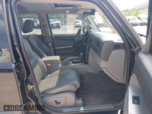2007 Jeep Commander Sport with VIN 1J8HG48K77C556917, listed as a IAAI auction lot 42659784 with 216,395 mi miles and . Bid and sale history available at DreamBid. Image 5.