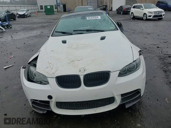 2013 BMW M3 z VIN WBSKG9C54DJ595279, wystawiony jako Copart lot #85358304 z przebiegiem Nie podano mil oraz Szkoda całkowita • Salvage title. Historia ofert i sprzedaży dostępna na DreamBid. Obrazek 10.