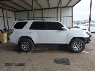 2019 Toyota 4Runner SR5 с VIN JTEBU5JR1K5712476, выставлен на аукционе IAAI как лот 41910180 с пробегом 115 738 миль миль и . История ставок и продаж доступна на DreamBid. Изображение 13.