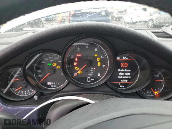 2015 Porsche Panamera 4 z VIN WP0AA2A72FL000789, wystawiony jako Copart lot #51923145 z przebiegiem 138 411 mil mil oraz Szkoda całkowita • Salvage title. Historia ofert i sprzedaży dostępna na DreamBid. Obrazek 9.