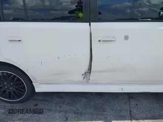 2006 Scion xB with VIN JTLKT324764043242, listed as a IAAI auction lot 41935037 with 180,799 mi miles. Bid and sale history available at carsss.com. Image 6.