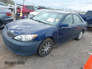2006 Toyota Camry STD with VIN 4T1BE32K66U156633, listed as a IAAI auction lot 42017984 with 167,321 mi miles. Bid and sale history available at carsss.com. Image 6.