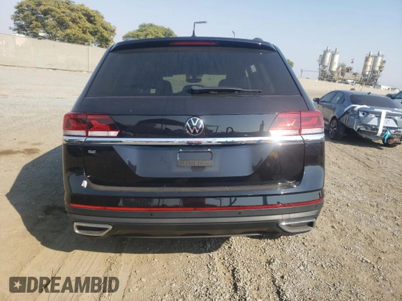 2021 Volkswagen Atlas SE with VIN 1V2JP2CA1MC585383, listed as a Copart auction lot 62145184 with 43,840 mi miles and Salvage title. Bid and sale history available at DreamBid. Image 6.
