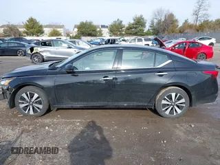 2020 Nissan Altima 2.5 SL with VIN 1N4BL4EW1LC150583, listed as a IAAI auction lot 41490805 with 40,371 mi miles. Bid and sale history available at carsss.com. Image 14.