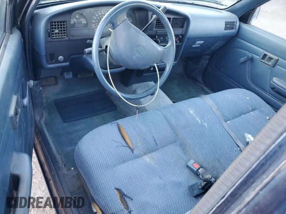 1994 Toyota Pickup DX with VIN JT4RN81P1R5194038, listed as a Copart auction lot 62742145 with 480,827 mi miles and Clean title. Bid and sale history available at DreamBid. Image 8.