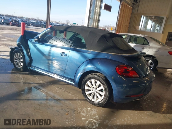 2018 Volkswagen Beetle S с VIN 3VW5DAAT2JM515005, выставлен на аукционе IAAI как лот 41093518 с пробегом Не указан миль и . История ставок и продаж доступна на DreamBid. Изображение 3.
