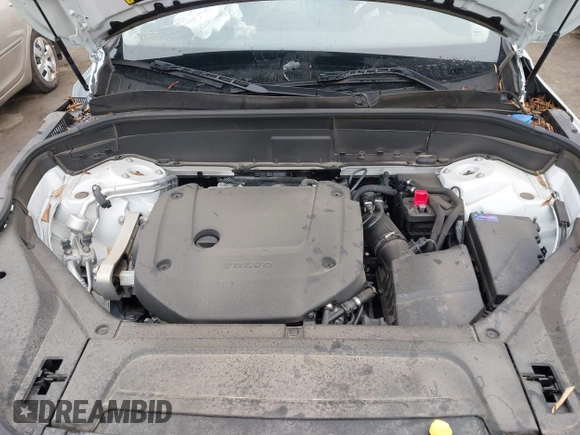 2024 Volvo XC90 Plus Bright Theme with VIN YV4062PE6R1226477, listed as a IAAI auction lot 41882985 with 15,057 mi miles and . Bid and sale history available at DreamBid. Image 10.