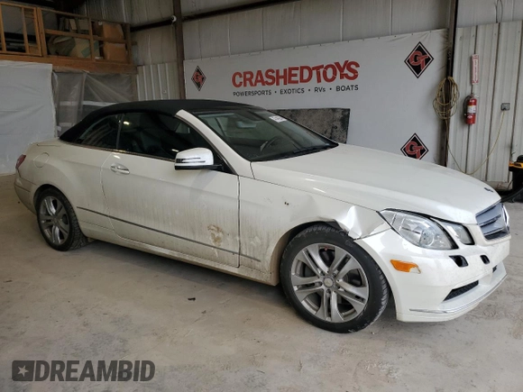 2011 Mercedes-Benz E 350 with VIN WDDKK5GFXBF080696, listed as a Copart auction lot 47442285 with 75,497 mi miles and Salvage title. Bid and sale history available at DreamBid. Image 4.
