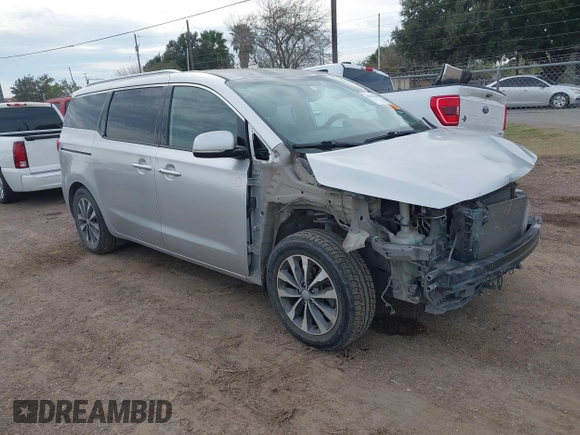 2017 Kia Sedona EX with VIN KNDMC5C17H6312805, listed as a IAAI auction lot 41363238 with 68,722 mi miles. Bid and sale history available at carsss.com. Image 1.