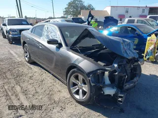 2018 Dodge Charger SXT Plus with VIN 2C3CDXHG5JH176183, listed as a IAAI auction lot 41167642 with 162,938 mi miles and . Bid and sale history available at carsss.com. Image 1.