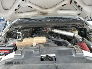 2003 Ford F-250 XL z VIN 1FTNW21L43ED61246, wystawiony jako Copart lot #89172355 z przebiegiem 174 011 mil mil oraz Szkoda całkowita • Salvage title. Historia ofert i sprzedaży dostępna na DreamBid. Obrazek 12.