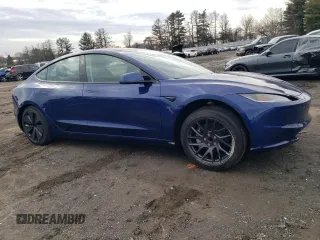 2025 Tesla Model 3 Long Range with VIN 5YJ3E1EA7SF889678, listed as a Copart auction lot 42952045 with 521 mi miles and Salvage Title. Bid and sale history available at DreamBid. Image 4.