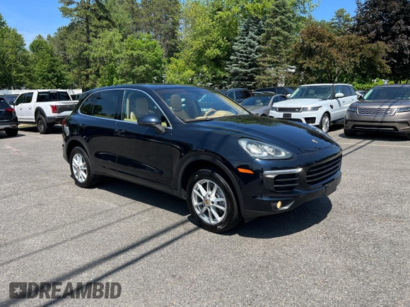 2016 Porsche Cayenne z VIN WP1AA2A22GKA36878, wystawiony jako Copart lot #61495525 z przebiegiem 110 253 mil mil oraz Czysty tytuł • Clean title. Historia ofert i sprzedaży dostępna na DreamBid. Obrazek 1.