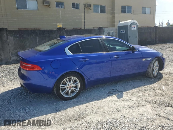 2018 Jaguar XE 25t Premium with VIN SAJAD4FX6JCP25317, listed as a Copart auction lot 51211575 with 62,113 mi miles and Salvage Title. Bid and sale history available at carsss.com. Image 3.