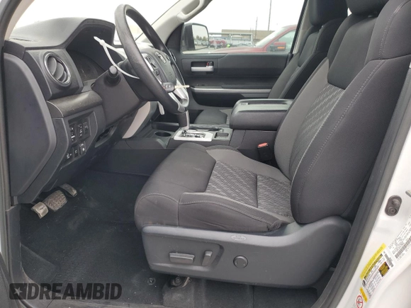 2018 Toyota Tundra 2WD SR5 with VIN 5TFEY5F12JX235990, listed as a Copart auction lot 81562074 with 102,420 mi miles and Salvage Title. Bid and sale history available at carsss.com. Image 7.