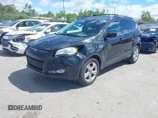 2013 Ford Escape SE с VIN 1FMCU0GXXDUC84509, выставлен на аукционе IAAI как лот 42330862 с пробегом 68 697 миль миль и . История ставок и продаж доступна на DreamBid. Изображение 2.