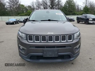 2019 Jeep Compass Latitude z VIN 3C4NJDBB8KT850859, wystawiony jako Copart lot #62680455 z przebiegiem 34 626 mil mil oraz Szkoda całkowita • Salvage title. Historia ofert i sprzedaży dostępna na DreamBid. Obrazek 5.