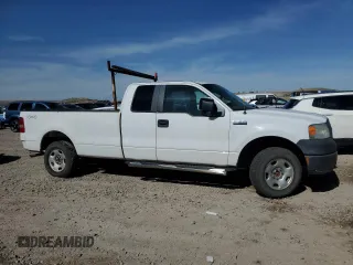 2007 Ford F-150 XL with VIN 1FTVX14567NA32686, listed as a Copart auction lot 47686085 with 205,595 mi miles and Clean Title. Bid and sale history available at carsss.com. Image 4.