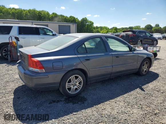 2005 Volvo S60 with VIN YV1RS592452426153, listed as a Copart auction lot 53129744 with 191,056 mi miles and Salvage Title. Bid and sale history available at carsss.com. Image 3.