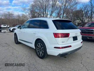 2017 Audi Q7 Premium Plus with VIN WA1LAAF72HD005719, listed as a Copart auction lot 52650635 with 154,276 mi miles and Clean Title. Bid and sale history available at carsss.com. Image 3.
