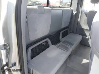 2006 Toyota Tacoma PreRunner with VIN 5TETU62N56Z269455, listed as a IAAI auction lot 40731050 with 292,463 mi miles. Bid and sale history available at carsss.com. Image 8.