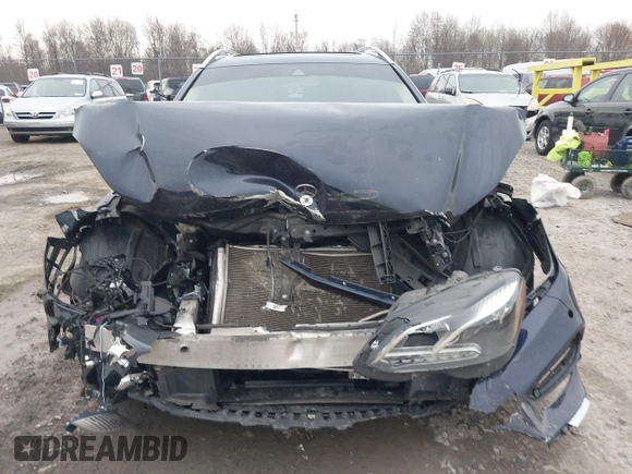 2014 Mercedes-Benz E 350 Luxury with VIN WDDHH8JB2EA886341, listed as a IAAI auction lot 42076525 with 208,933 mi miles and . Bid and sale history available at DreamBid. Image 13.