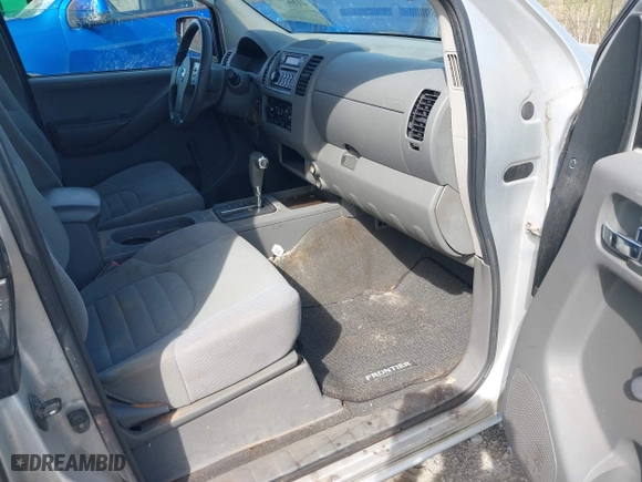 2007 Nissan Frontier XE with VIN 1N6BD06T17C411427, listed as a IAAI auction lot 41843472 with 223,339 mi miles. Bid and sale history available at carsss.com. Image 5.