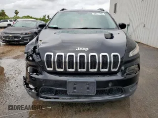 2017 Jeep Cherokee Sport with VIN 1C4PJLAB2HW640765, listed as a Copart auction lot 63521905 with 83,754 mi miles and Clean title. Bid and sale history available at DreamBid. Image 5.