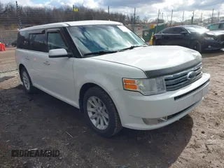 2010 Ford Flex SEL with VIN 2FMGK5CC1ABD00833, listed as a IAAI auction lot 41694538 with 143,018 mi miles. Bid and sale history available at carsss.com. Image 1.