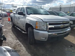 2010 Chevrolet Silverado 1500 LT with VIN 3GCRKSE38AG295412, listed as a IAAI auction lot 42042720 with 170,875 mi miles and . Bid and sale history available at DreamBid. Image 1.