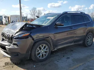 2014 Jeep Cherokee Latitude with VIN 1C4PJMCS6EW230436, listed as a Copart auction lot 50767545 with 44,238 mi miles and Salvage Title. Bid and sale history available at carsss.com. Image 1.